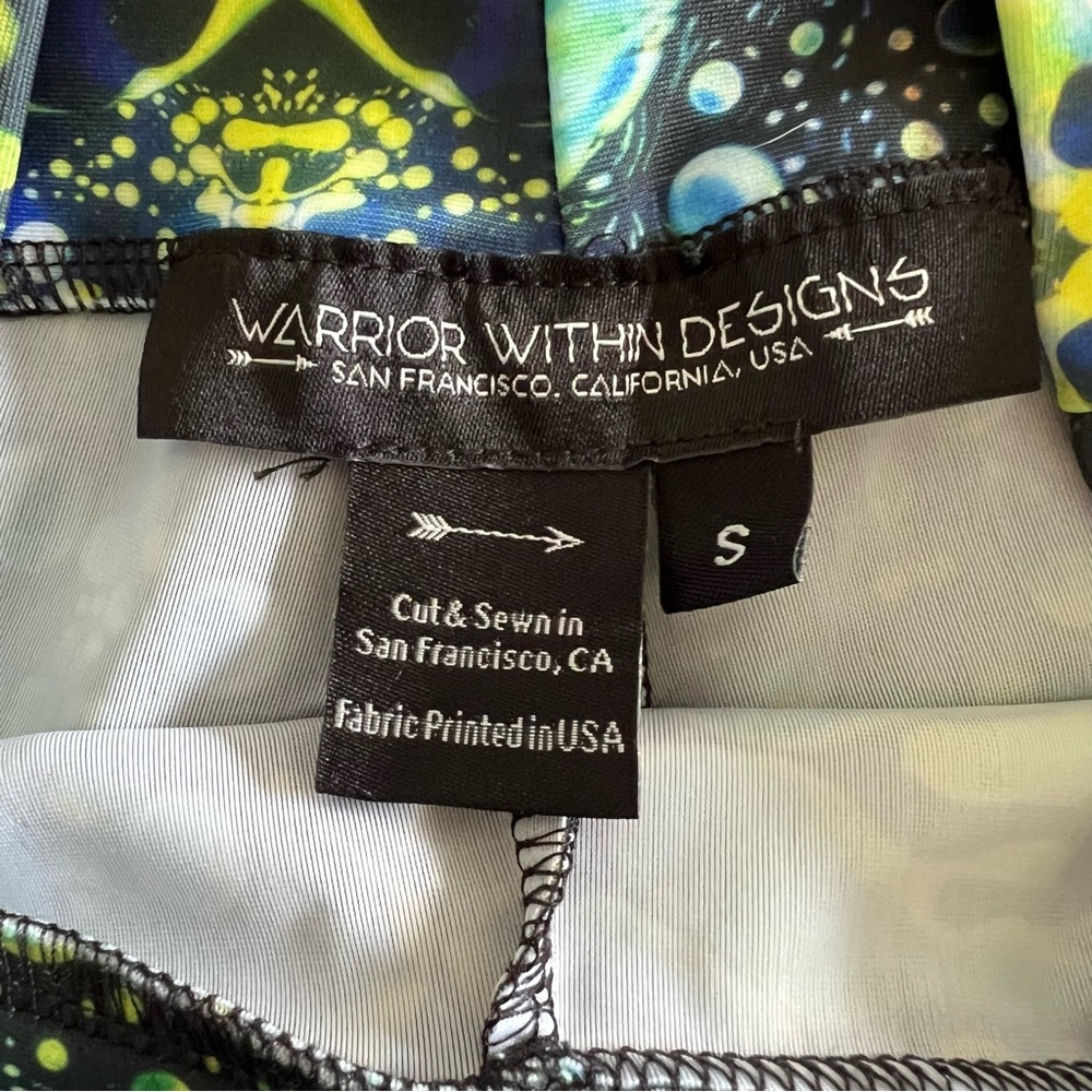 💙🫧NWOT Warrior Within Design Green Liquid Light Set-Top XS/Slim Bells pants S💚🫧 - Picture 7 of 11
